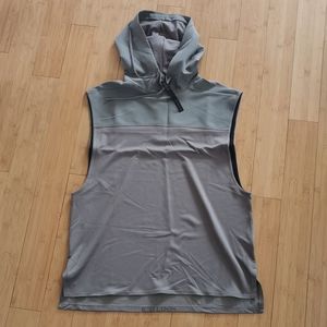 Lululemon men's sleeveless hoodie size L
